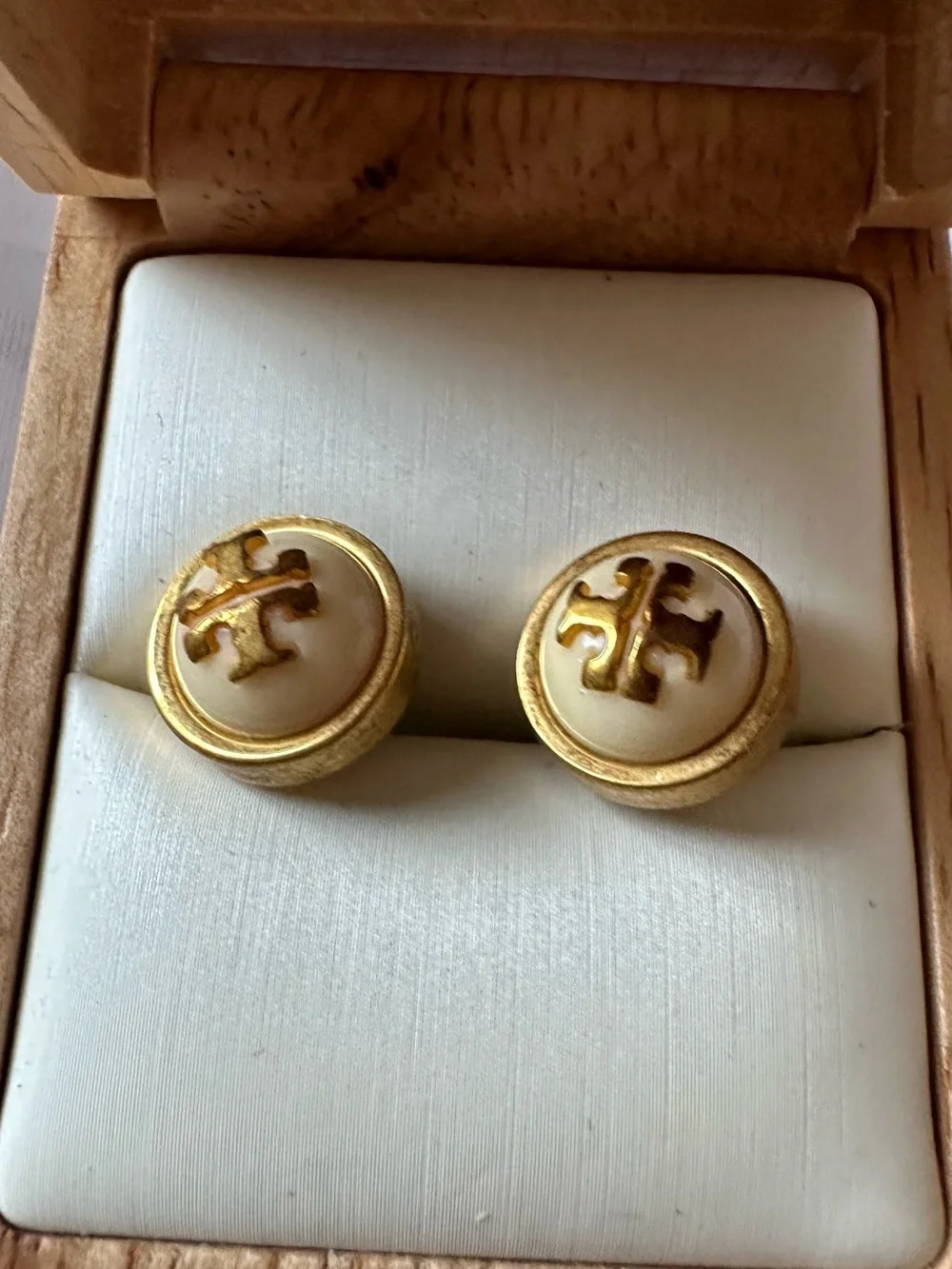 Tory Burch Melodies Stud Logo Earrings In Ivory & Gold Color